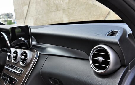 Mercedes-Benz C-Класс, 2019 год, 3 550 000 рублей, 26 фотография