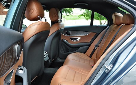 Mercedes-Benz C-Класс, 2019 год, 3 550 000 рублей, 31 фотография