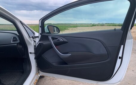 Opel Astra J, 2013 год, 780 000 рублей, 7 фотография