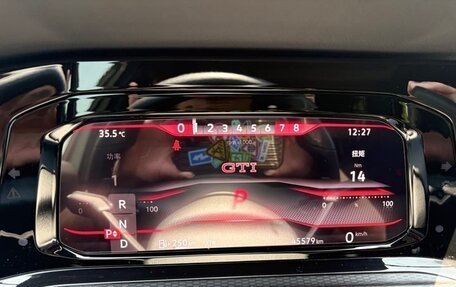 Volkswagen Golf GTI, 2021 год, 2 800 000 рублей, 9 фотография