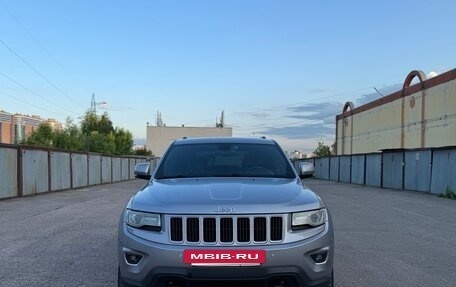 Jeep Grand Cherokee, 2013 год, 2 420 000 рублей, 2 фотография