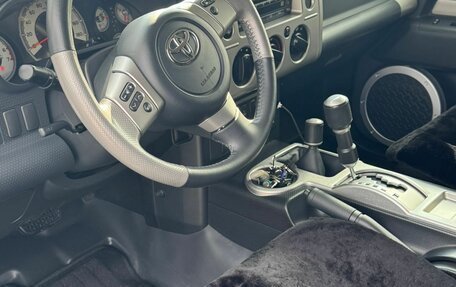 Toyota FJ Cruiser, 2021 год, 4 300 000 рублей, 9 фотография