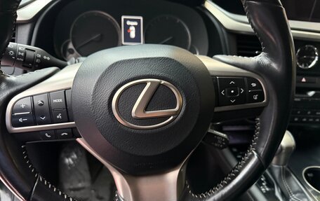 Lexus RX IV рестайлинг, 2018 год, 4 000 000 рублей, 10 фотография