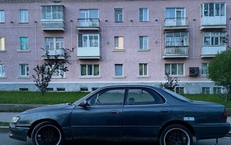 Toyota Vista, 1992 год, 299 999 рублей, 10 фотография