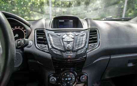 Ford Fiesta, 2015 год, 770 000 рублей, 7 фотография