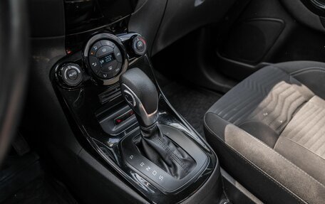 Ford Fiesta, 2015 год, 770 000 рублей, 8 фотография