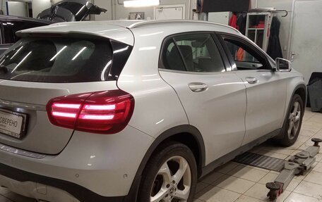 Mercedes-Benz GLA, 2018 год, 2 399 000 рублей, 3 фотография