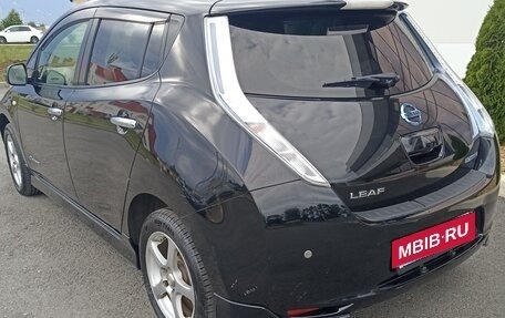 Nissan Leaf I, 2013 год, 750 000 рублей, 8 фотография