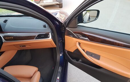BMW 5 серия, 2017 год, 2 900 000 рублей, 13 фотография