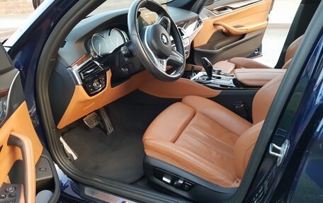 BMW 5 серия, 2017 год, 2 900 000 рублей, 15 фотография