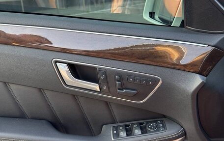 Mercedes-Benz E-Класс, 2012 год, 1 500 000 рублей, 8 фотография