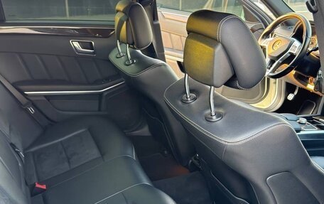 Mercedes-Benz E-Класс, 2012 год, 1 500 000 рублей, 13 фотография