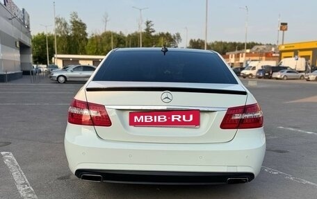 Mercedes-Benz E-Класс, 2012 год, 1 500 000 рублей, 5 фотография