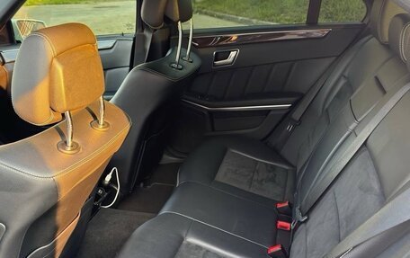 Mercedes-Benz E-Класс, 2012 год, 1 500 000 рублей, 10 фотография