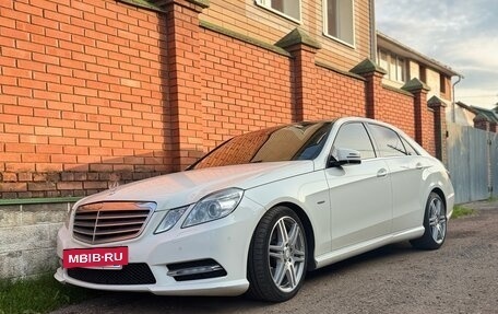 Mercedes-Benz E-Класс, 2012 год, 1 500 000 рублей, 16 фотография