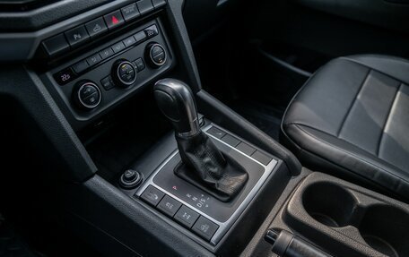 Volkswagen Amarok I рестайлинг, 2018 год, 2 670 000 рублей, 10 фотография