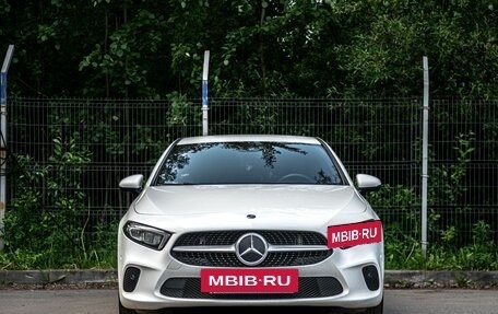 Mercedes-Benz A-Класс, 2019 год, 1 899 000 рублей, 3 фотография