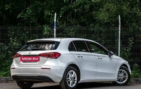 Mercedes-Benz A-Класс, 2019 год, 1 899 000 рублей, 2 фотография