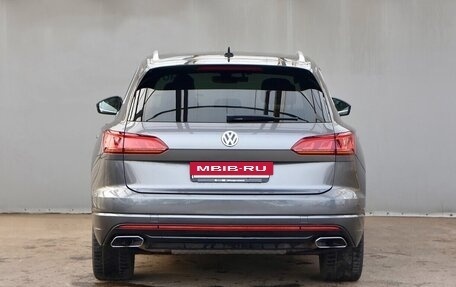 Volkswagen Touareg III, 2019 год, 7 810 000 рублей, 5 фотография