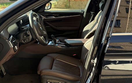 BMW 5 серия, 2022 год, 5 690 000 рублей, 25 фотография