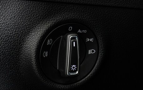 Skoda Superb III рестайлинг, 2017 год, 2 149 000 рублей, 23 фотография