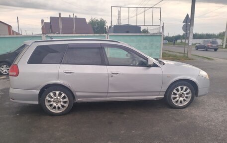 Nissan Wingroad III, 2002 год, 270 000 рублей, 6 фотография