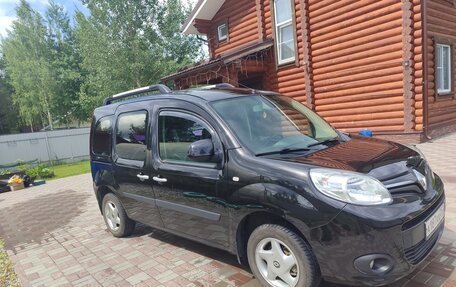 Renault Kangoo II рестайлинг, 2014 год, 950 000 рублей, 16 фотография