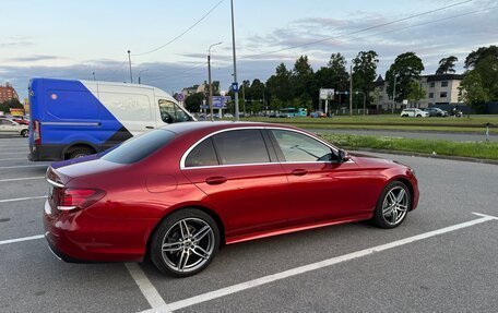Mercedes-Benz E-Класс, 2019 год, 3 500 000 рублей, 9 фотография