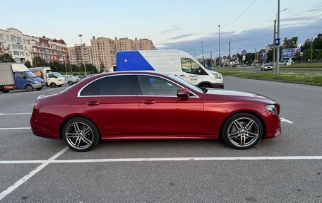 Mercedes-Benz E-Класс, 2019 год, 3 500 000 рублей, 10 фотография