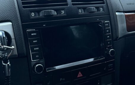 Volkswagen Touareg III, 2006 год, 1 190 000 рублей, 13 фотография