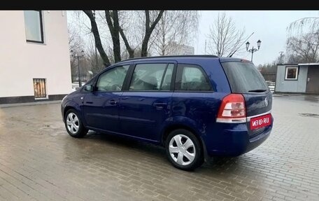 Opel Zafira B, 2008 год, 400 000 рублей, 5 фотография