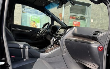 Toyota Alphard III, 2019 год, 5 000 000 рублей, 10 фотография