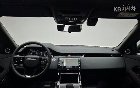 Land Rover Range Rover Evoque II, 2024 год, 6 700 000 рублей, 6 фотография