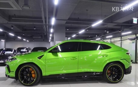 Lamborghini Urus I, 2023 год, 35 000 000 рублей, 3 фотография