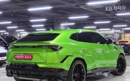 Lamborghini Urus I, 2023 год, 35 000 000 рублей, 2 фотография