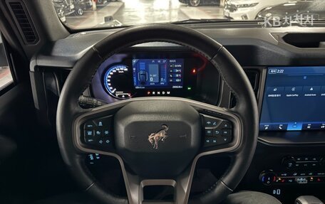 Ford Bronco, 2022 год, 4 975 000 рублей, 7 фотография