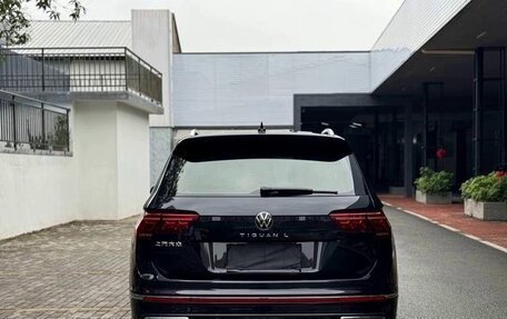 Volkswagen Tiguan II, 2022 год, 2 955 000 рублей, 5 фотография