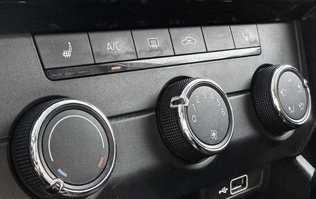 Skoda Octavia, 2018 год, 860 000 рублей, 11 фотография