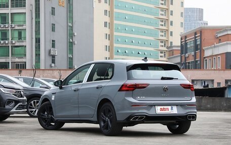 Volkswagen Golf VIII, 2022 год, 1 800 000 рублей, 4 фотография