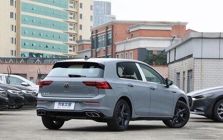 Volkswagen Golf VIII, 2022 год, 1 800 000 рублей, 6 фотография