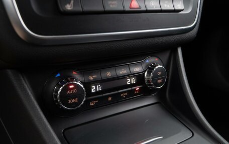 Mercedes-Benz GLA, 2016 год, 2 250 000 рублей, 12 фотография