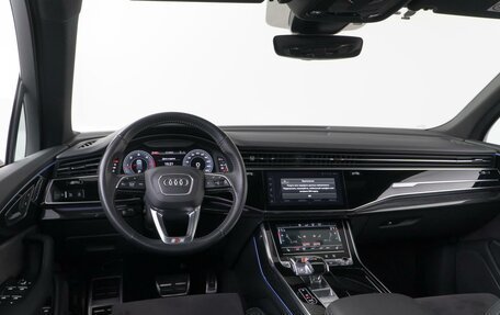 Audi Q7, 2020 год, 6 399 000 рублей, 10 фотография