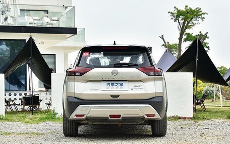 Nissan X-Trail, 2022 год, 2 100 000 рублей, 5 фотография