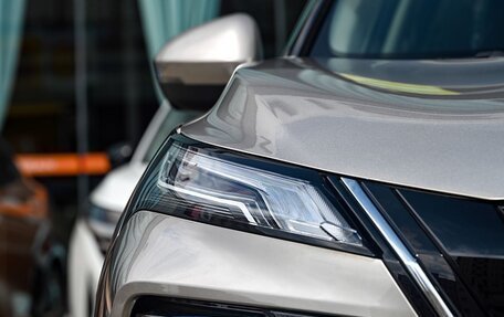 Nissan X-Trail, 2022 год, 2 100 000 рублей, 8 фотография