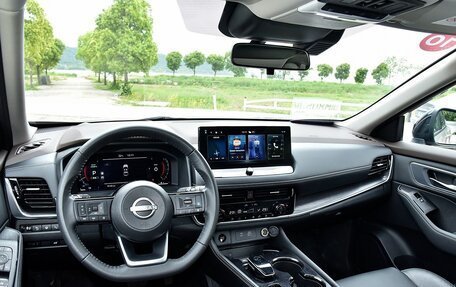 Nissan X-Trail, 2022 год, 2 100 000 рублей, 11 фотография