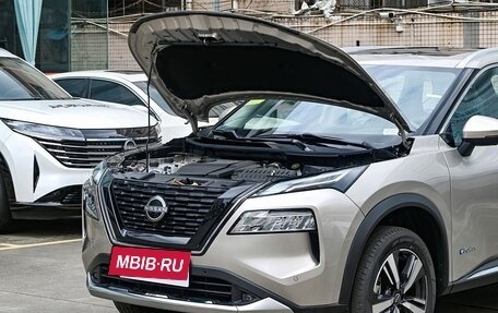Nissan X-Trail, 2022 год, 2 100 000 рублей, 10 фотография