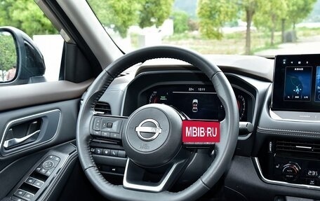Nissan X-Trail, 2022 год, 2 100 000 рублей, 23 фотография