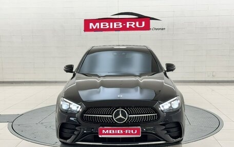 Mercedes-Benz E-Класс, 2021 год, 3 345 000 рублей, 1 фотография