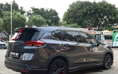 Chevrolet Orlando, 2022 год, 1 380 001 рублей, 4 фотография
