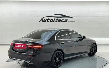 Mercedes-Benz E-Класс, 2021 год, 3 345 000 рублей, 6 фотография